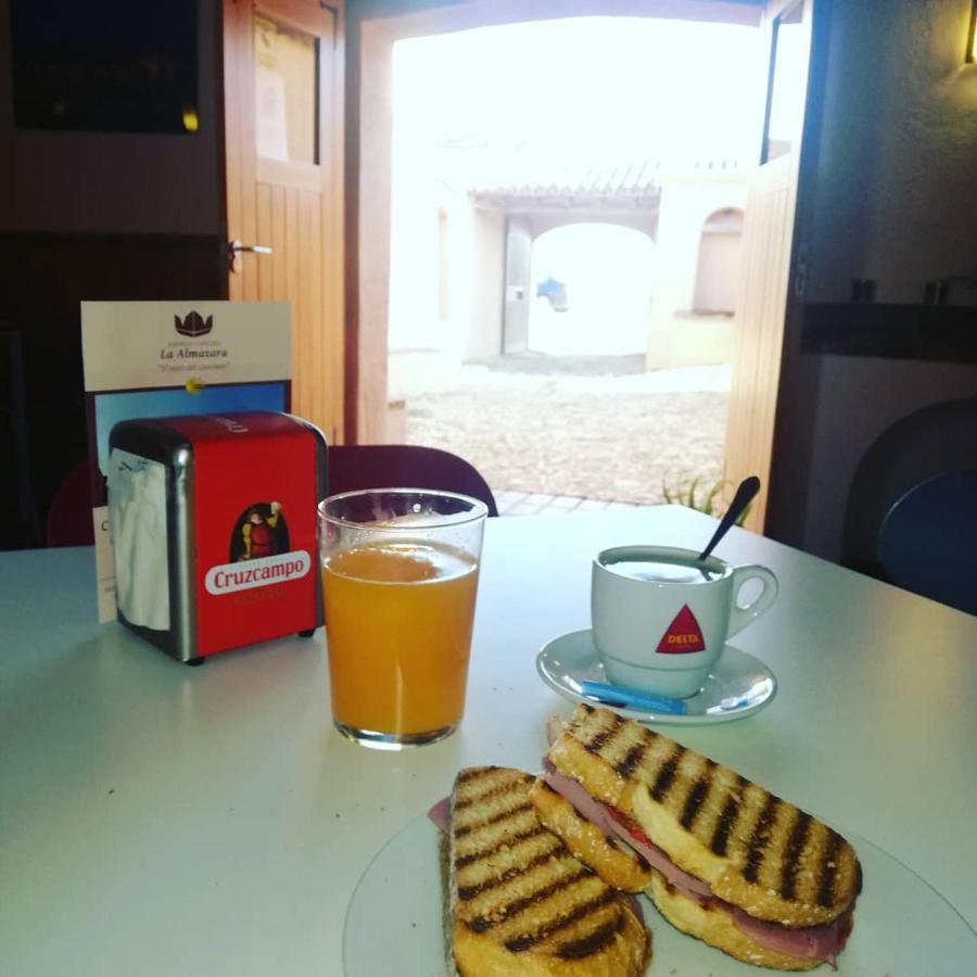 וילאפרנקה דה לוס בארוס Albergue Turistico La Almazara מראה חיצוני תמונה